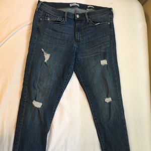 Banana Republic Ripped Skinny Ankle Jean size 32